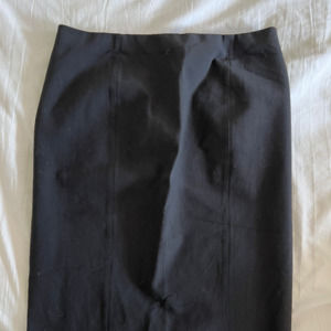 Vince black pull on skirt
